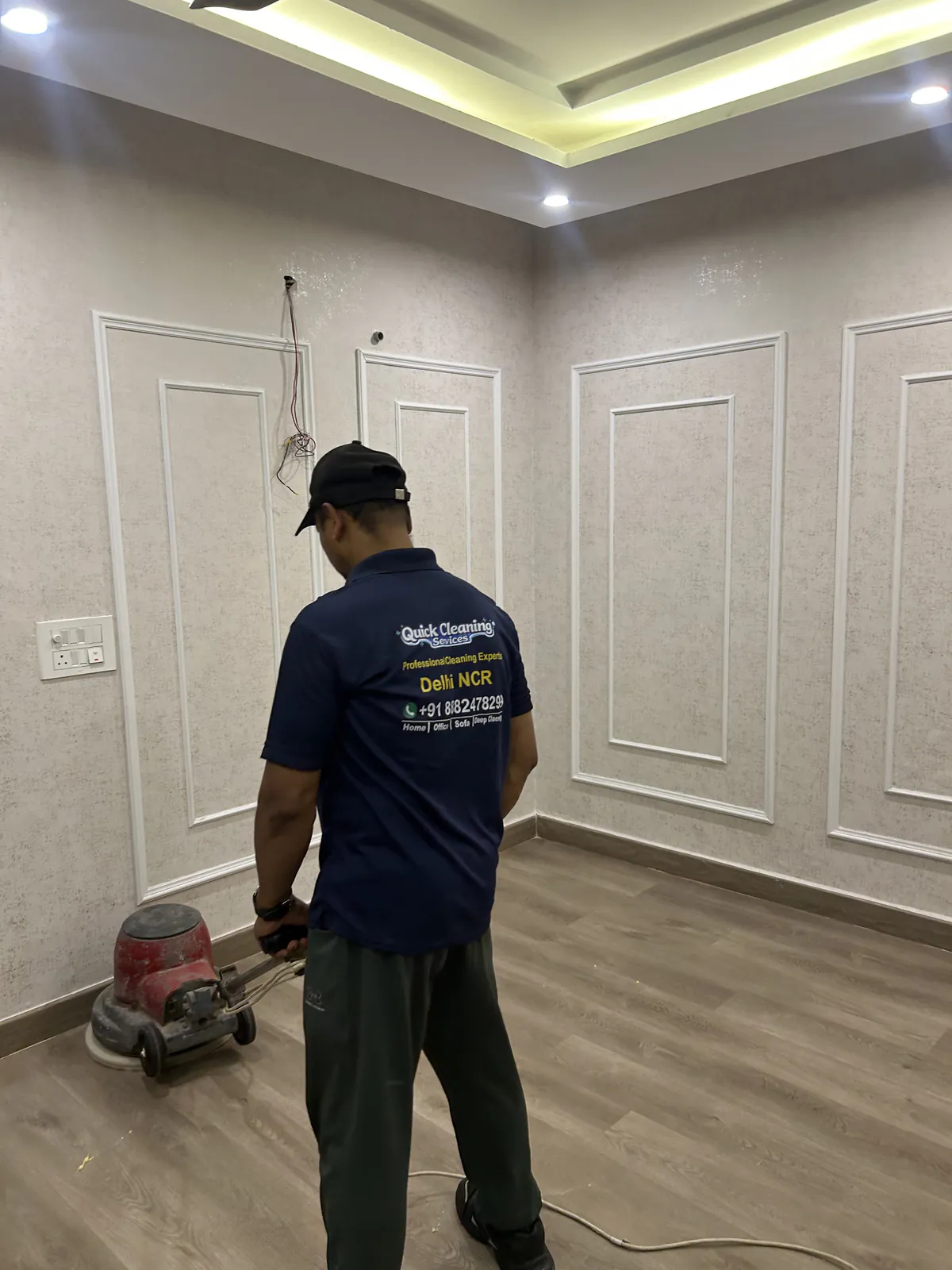 Professional floor polishing service